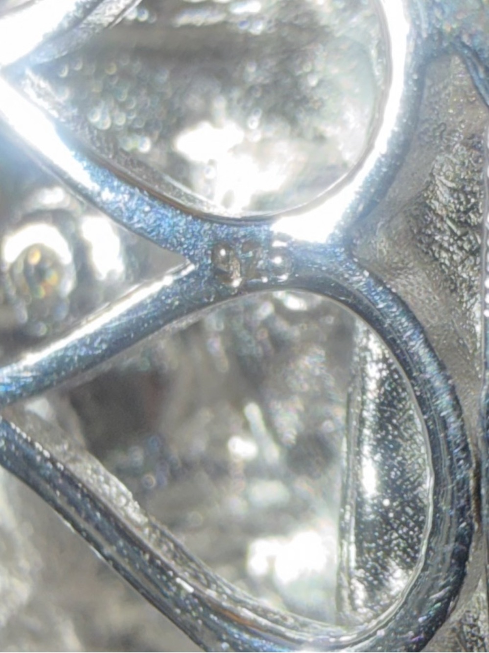 Jesus sterling silver 0.16 moissanite pendant - Picture 6 of 9